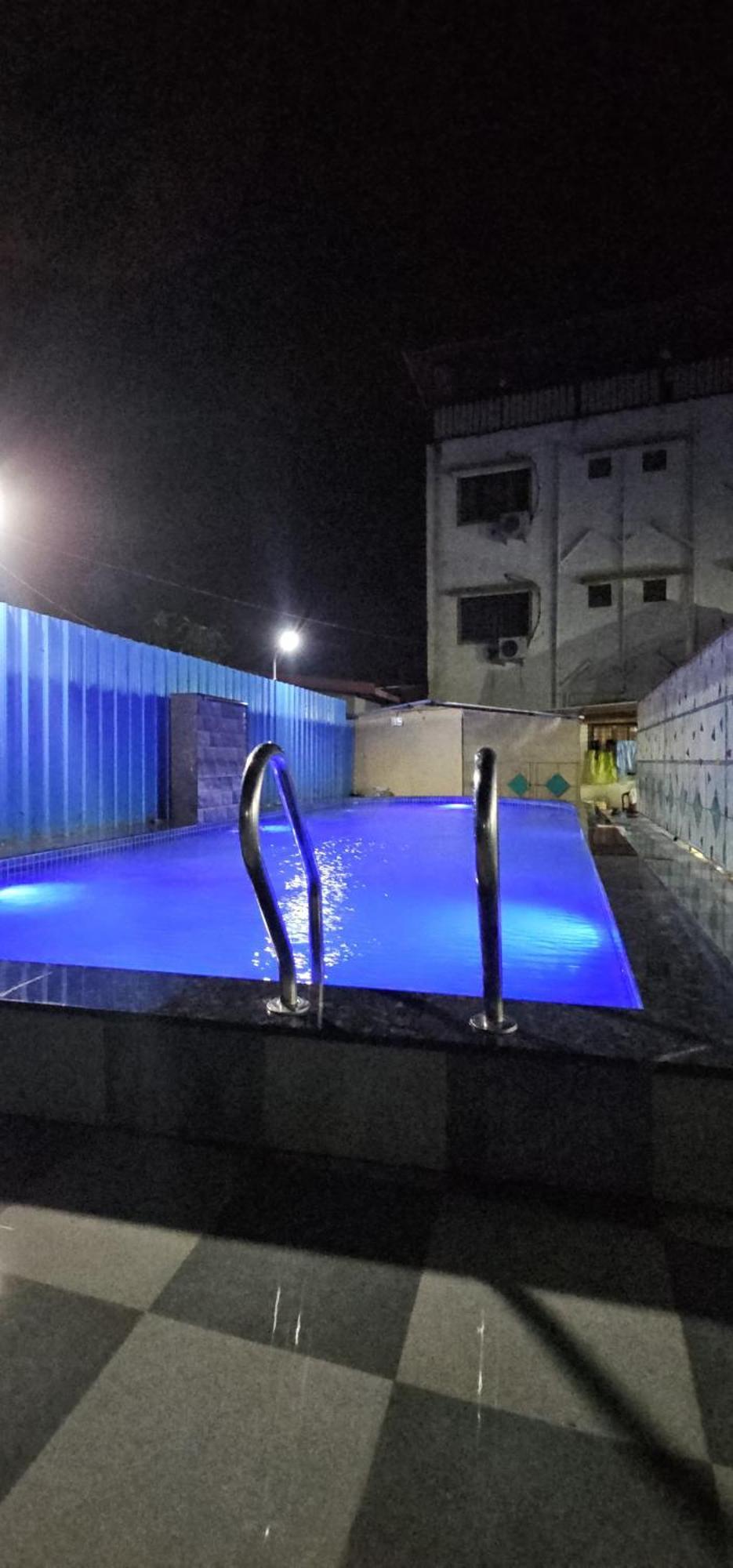 Blue Bell Homestay 로나발라 외부 사진
